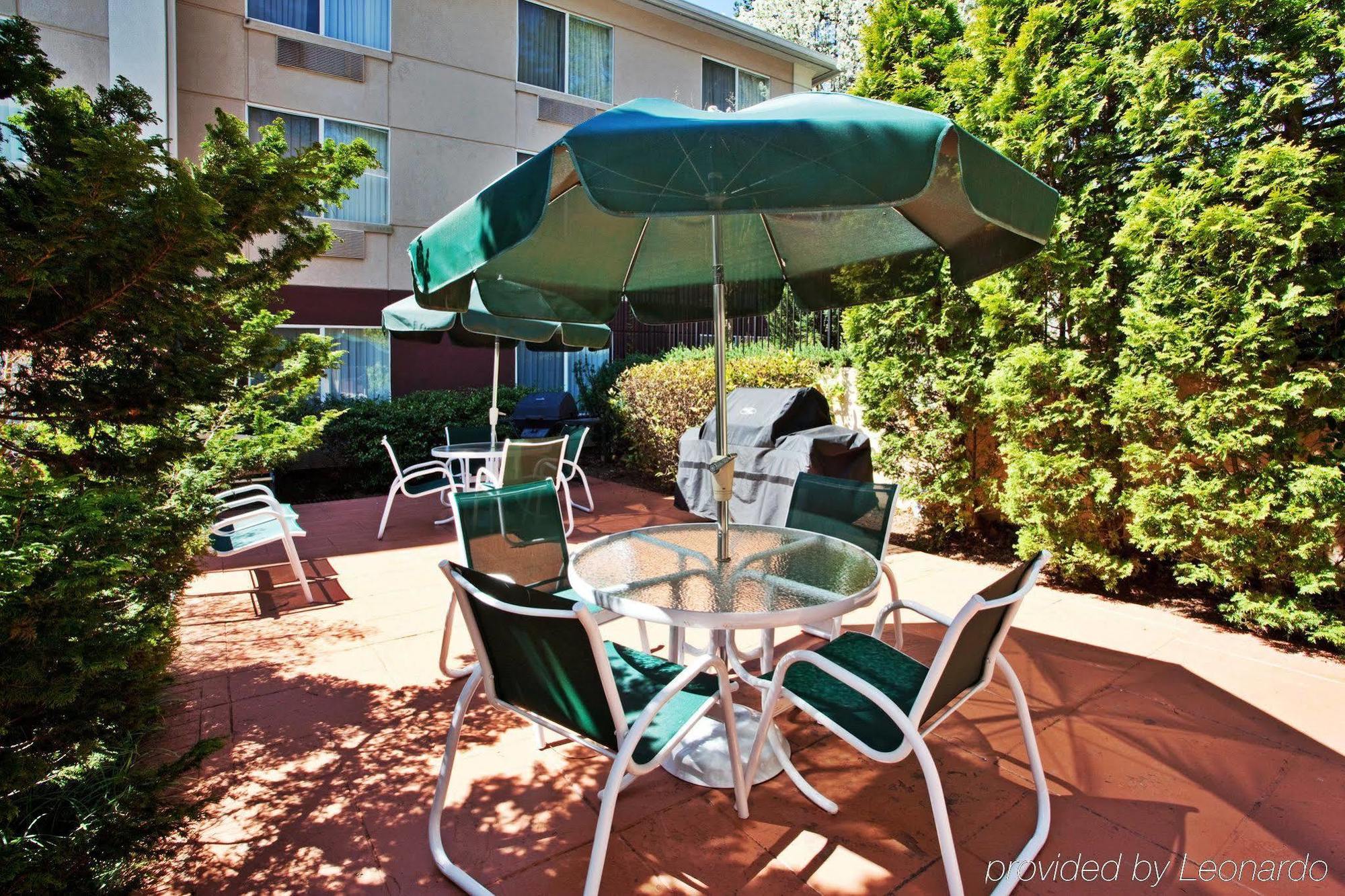 Holiday Inn Hotel And Suites Peachtree City By Ihg Екстериор снимка