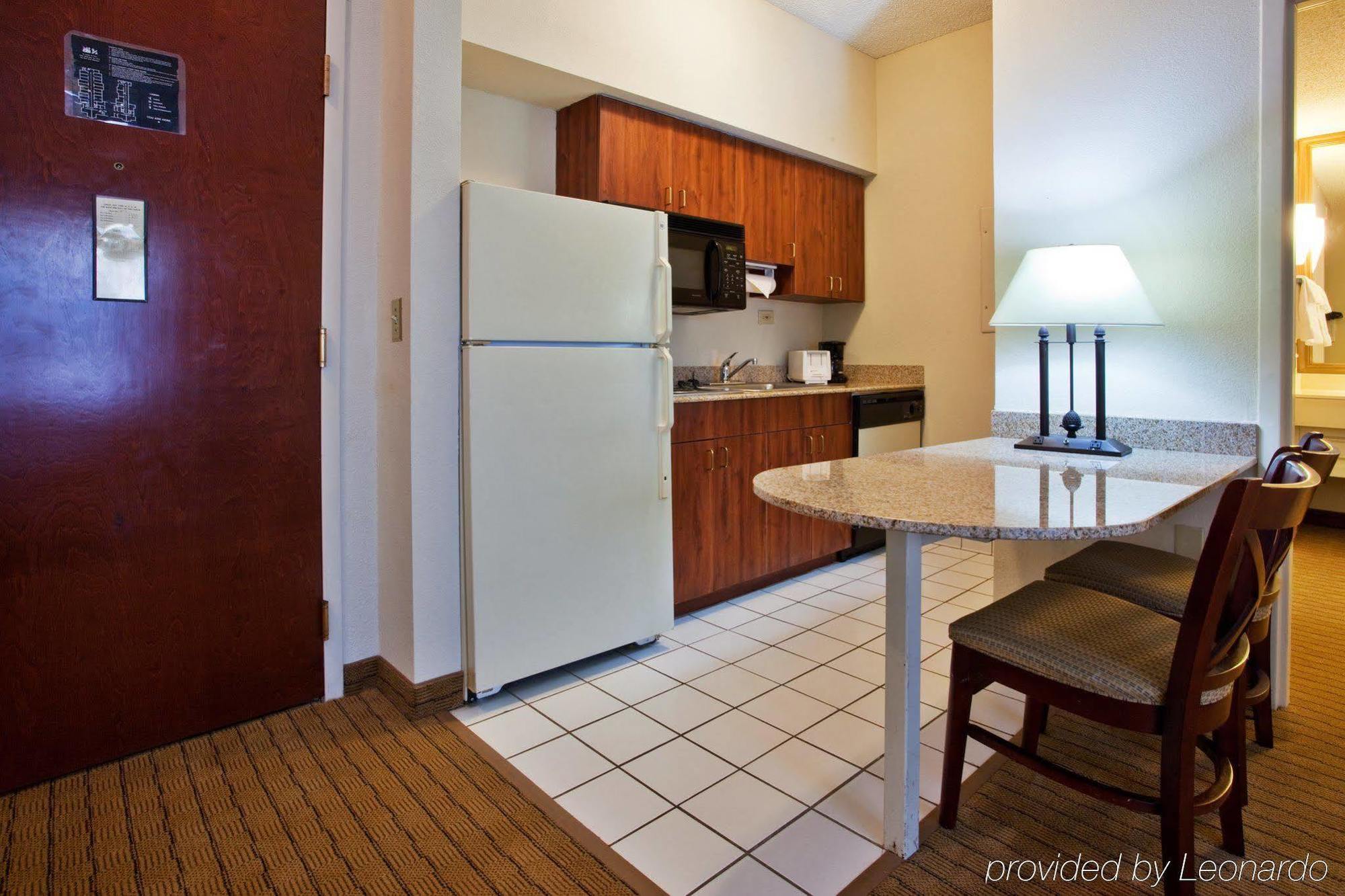 Holiday Inn Hotel And Suites Peachtree City By Ihg Екстериор снимка