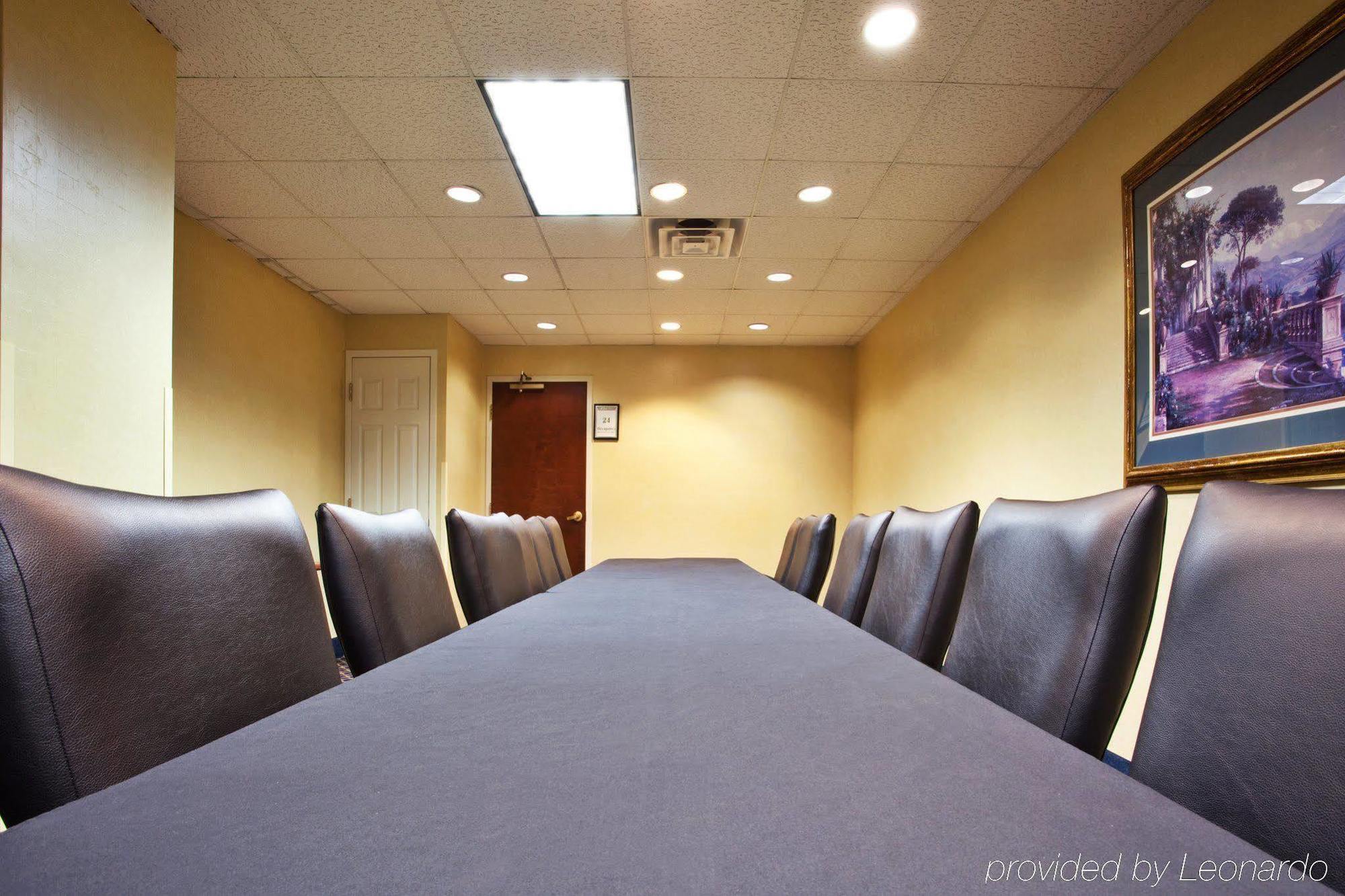 Holiday Inn Hotel And Suites Peachtree City By Ihg Екстериор снимка