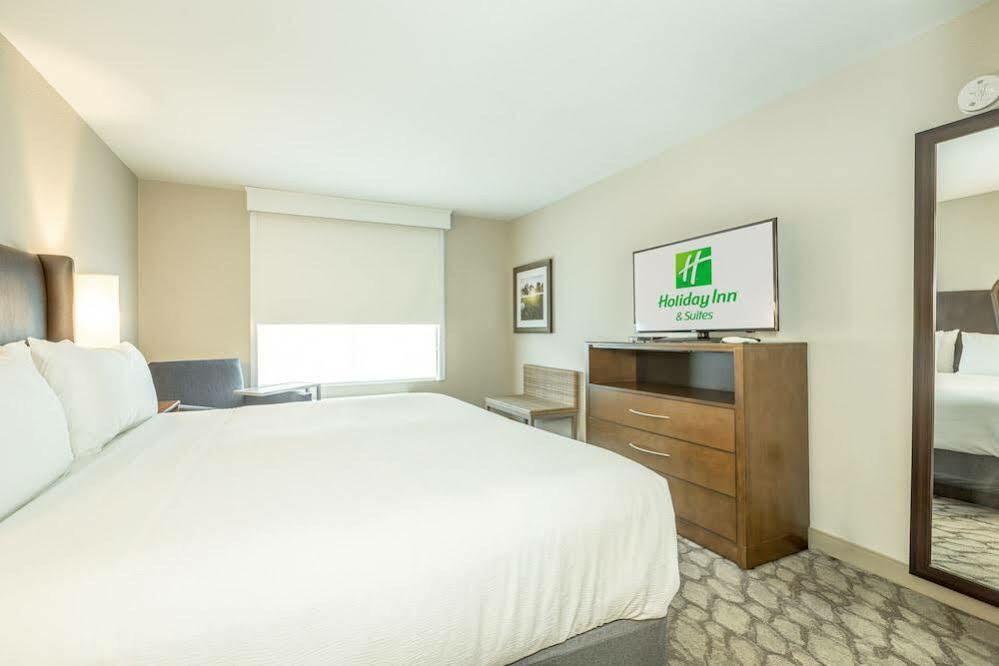 Holiday Inn Hotel And Suites Peachtree City By Ihg Екстериор снимка